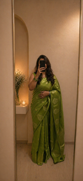 Banaras Saree - Parrot Green