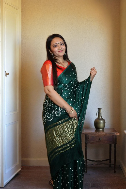 Bandhani Gaji Silk Saree with Lagda Patti Pallu